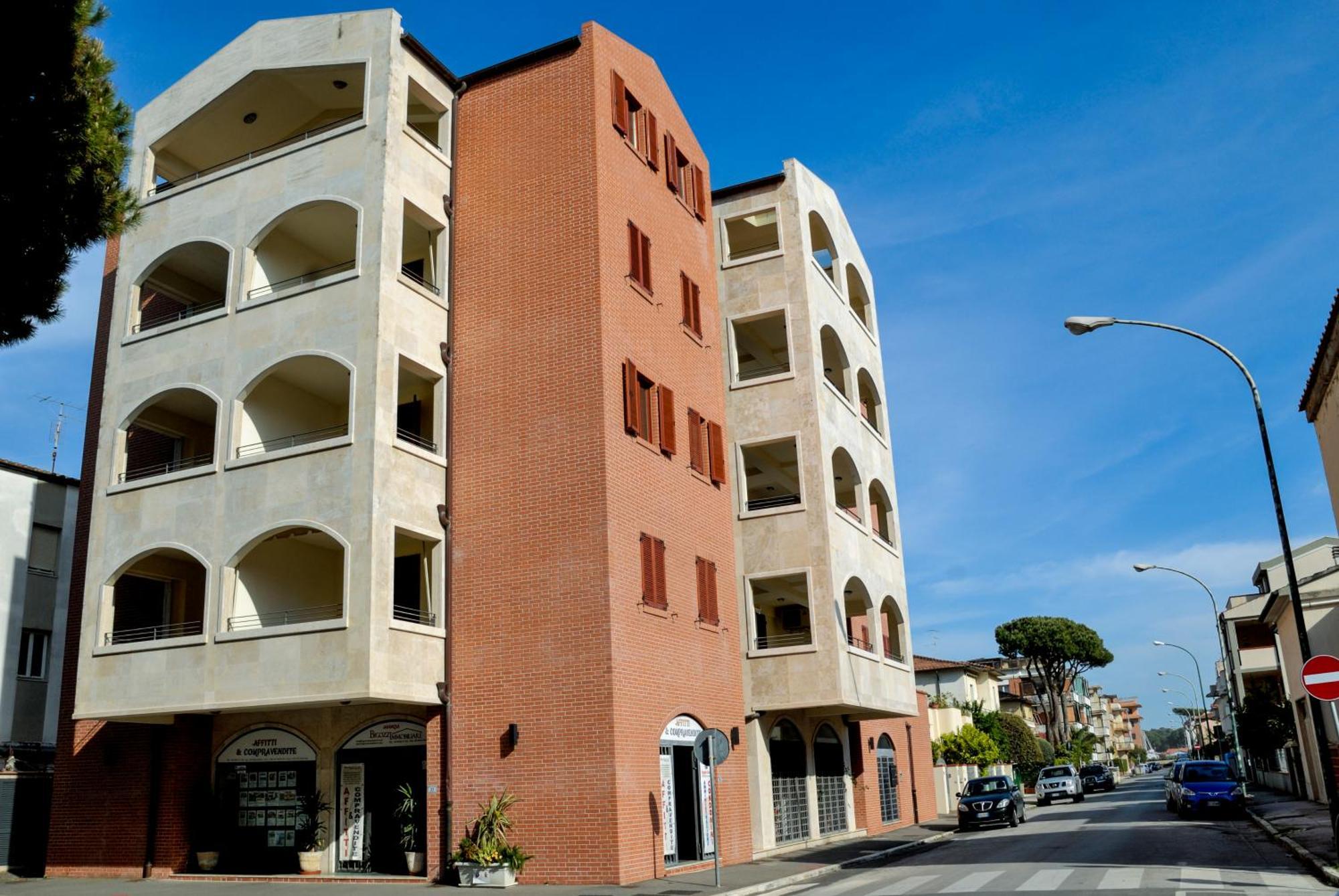 I Portici Appartamenti Marina di Grosseto Buitenkant foto