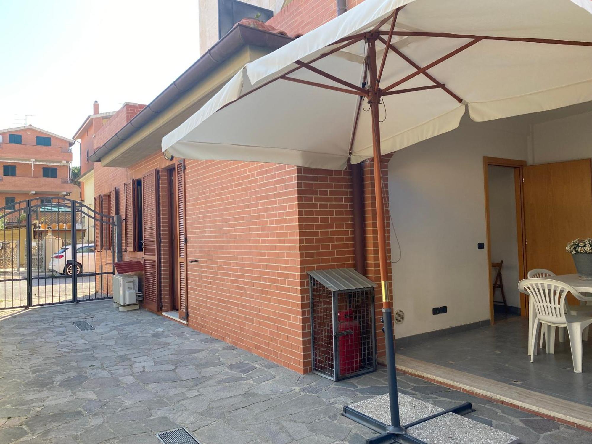 I Portici Appartamenti Marina di Grosseto Buitenkant foto