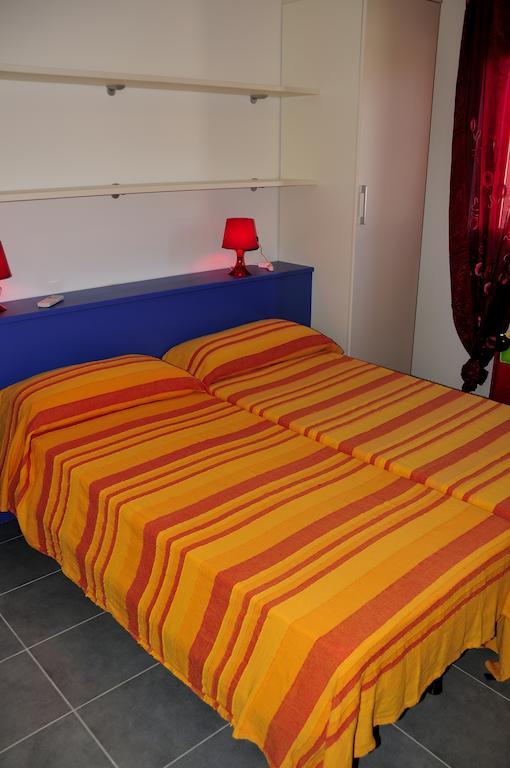 I Portici Appartamenti Marina di Grosseto Kamer foto