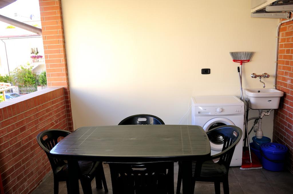 I Portici Appartamenti Marina di Grosseto Kamer foto