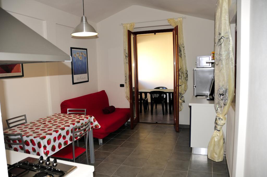I Portici Appartamenti Marina di Grosseto Kamer foto