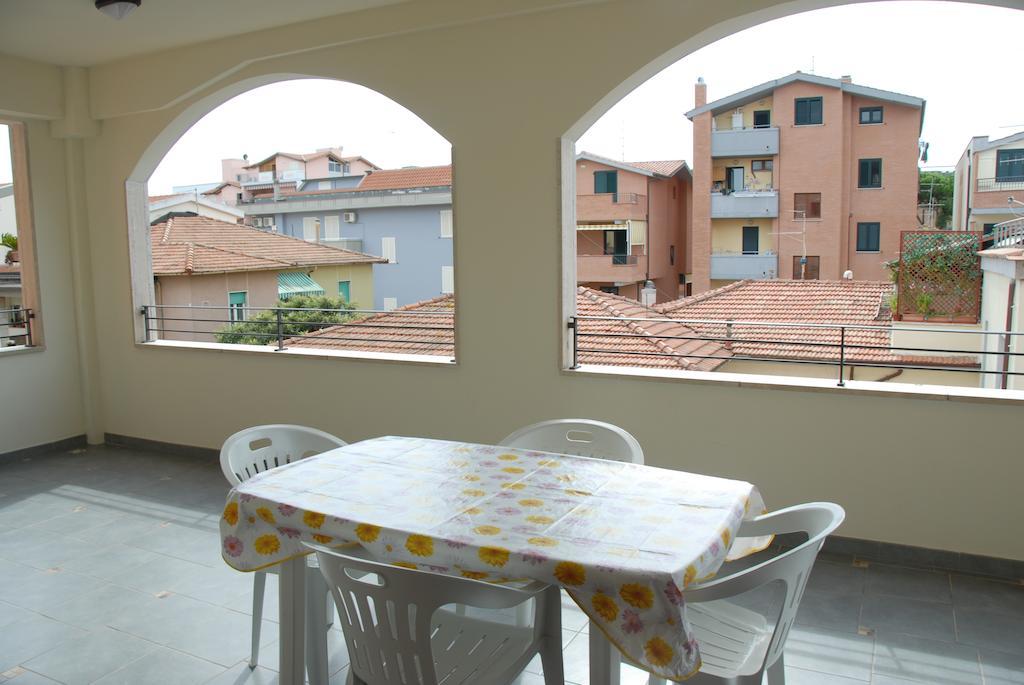 I Portici Appartamenti Marina di Grosseto Kamer foto