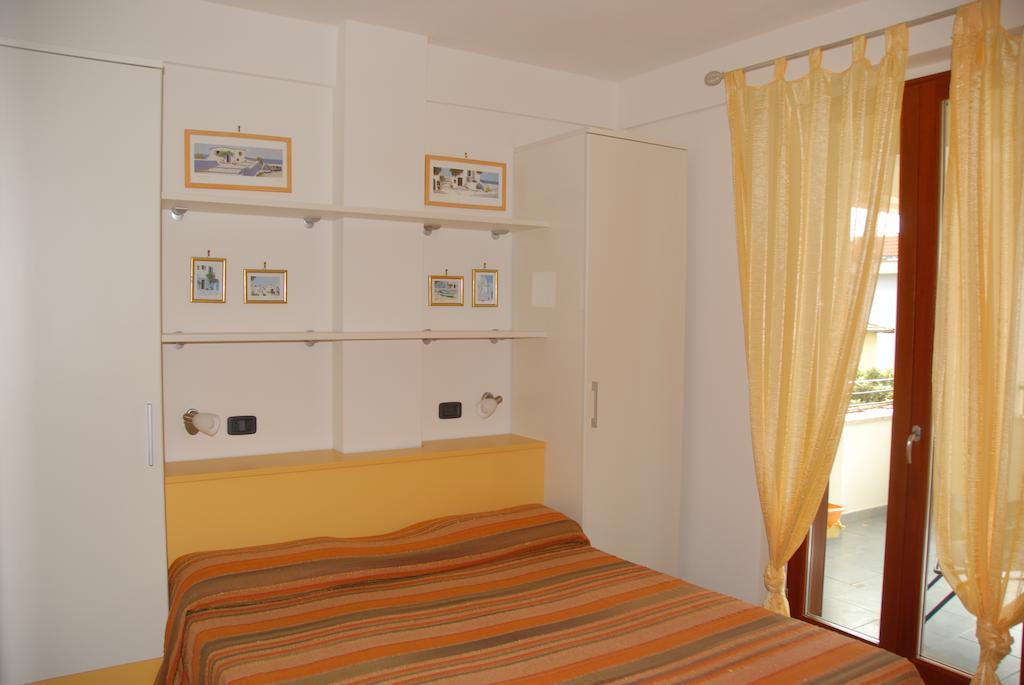 I Portici Appartamenti Marina di Grosseto Kamer foto